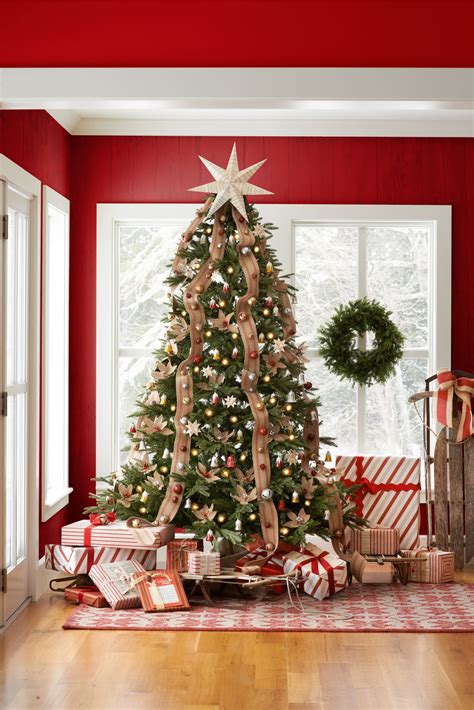 30 Best Decorated Christmas Trees 2017