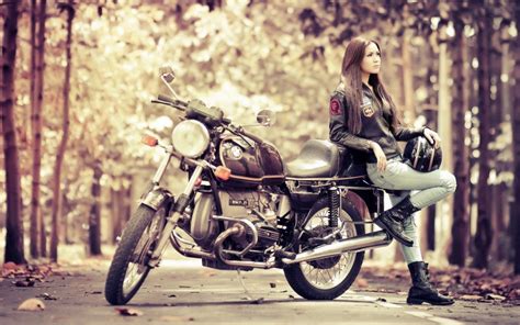 Motorcycle Women Wallpaper - WallpaperSafari