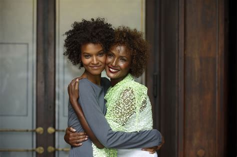 ganga macota: Desert Flower, Waris Dirie, Flor do Deserto