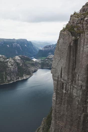 Fjords of Stavanger Norway - Entouriste