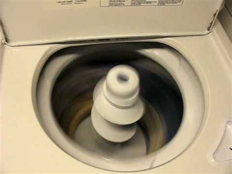 Kenmore 800 Washing Machine - Spinning - YouTube