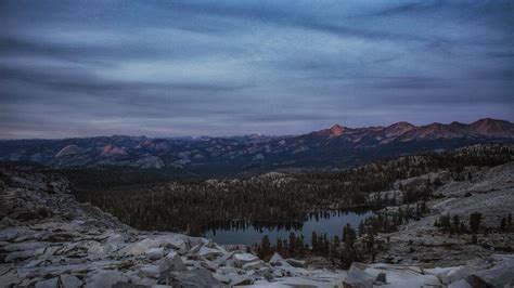 Camping Buena Vista Lake, Yosemite National Park - littlegrunts.com