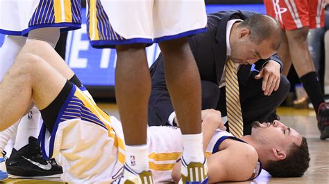 Injury update: Klay Thompson diagnosed with a concussion after further ...