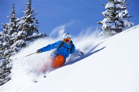 5 Best Ski Resort Shuttles to and From Denver