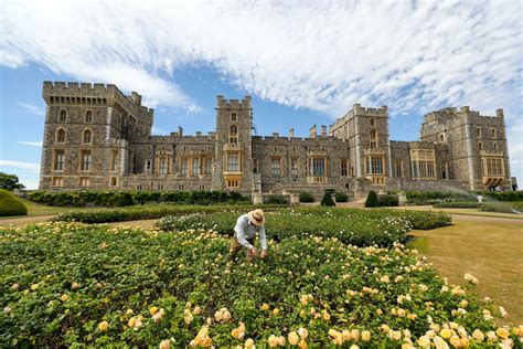 The Queen Is Offering a Rare Look Into Her Secret Windsor Castle Garden ...