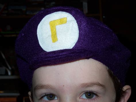 Waluigi felt hat