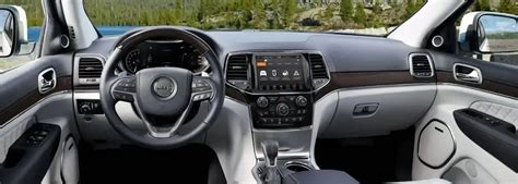 Jeep Grand Cherokee Interior | Cabinets Matttroy