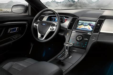 2018 Ford Taurus Interior Pictures