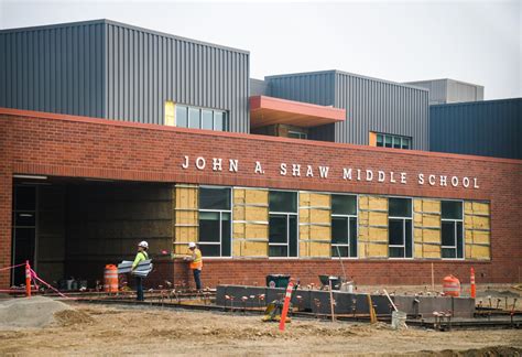 Shaw Middle School - Knight Wall Systems