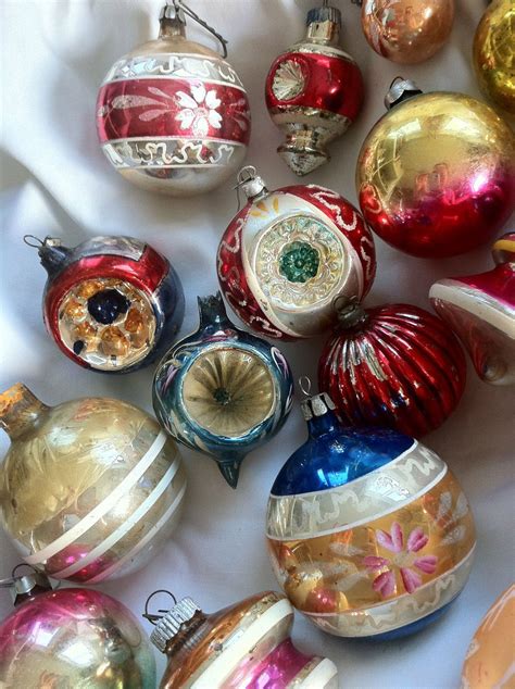 Old Fashioned Glass Christmas Ornaments - Christmas Decorations 2021