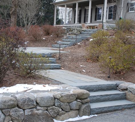 Stone Steps and Stone Retaining Wall - K&R Landscape