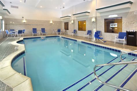 Holiday Inn Express & Suites Frankenmuth | Frankenmuth, MI 48734 ...