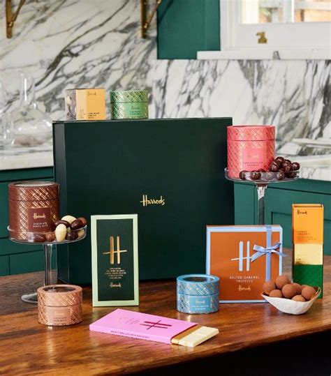 Luxury Food Hampers | Sweet Hampers | Harrods UK