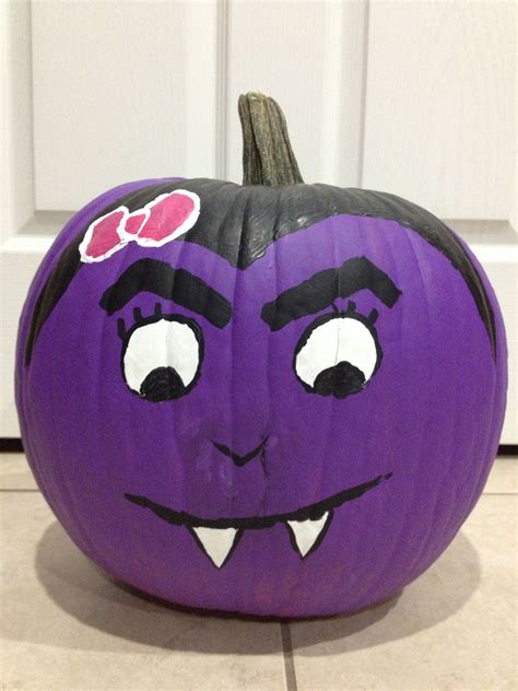 20+ Cute Halloween Pumpkin Painting Ideas - DECOOMO