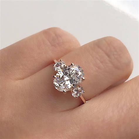 Perfect 3 Carat Oval Diamond Engagement Rings Accent