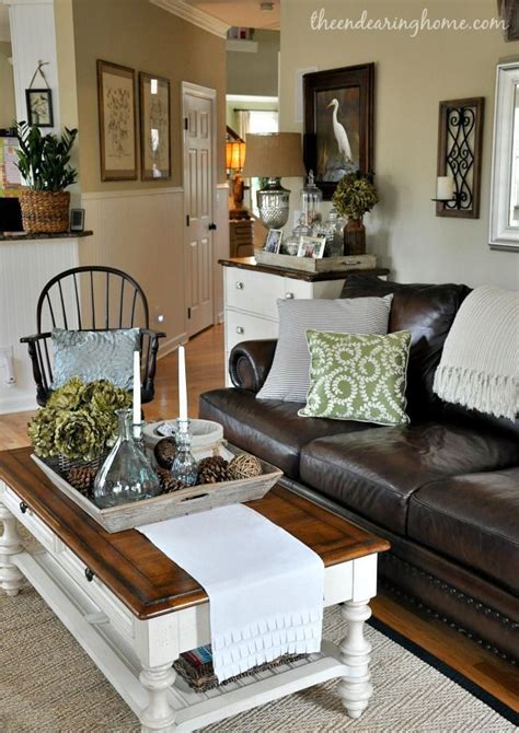 16 Chic Details for Cozy Rustic Living Room Decor