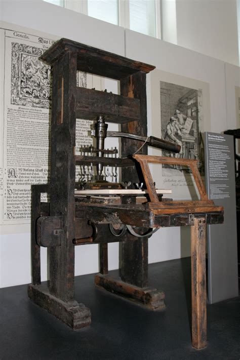 How the Developement of the Printing Press Had an Enormous Impact in ...