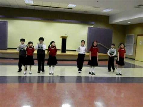 Little Chinese Kids Singing CNY Audition 2010 - YouTube