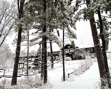 9 Best Minnesota Winter Getaways for Families - Minnesota Parent