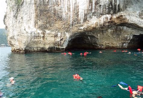 Snorkeling at Los Arcos Marine Park - Quirky Travel Guy