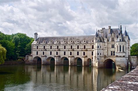 Chenonceau Chateau - 5 Most Magnificent Castles of the Loire Valley - A ...