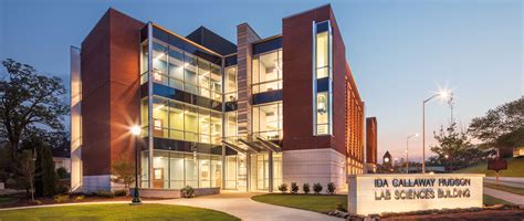 LaGrange College – Ida Callaway Hudson Lab Sciences Building – ESa