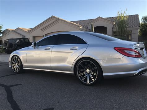 2014 Mercedes-Benz CLS550 4matic 1/4 mile trap speeds 0-60 - DragTimes.com