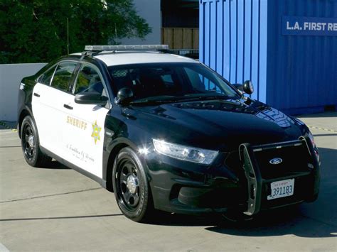 Los Angeles Auto Show (3) - 21 November 2015 | Ford police, Us police ...