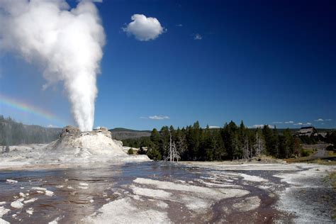 Let's travel the world!: Geysers & Hot Springs of Yellowstone National ...