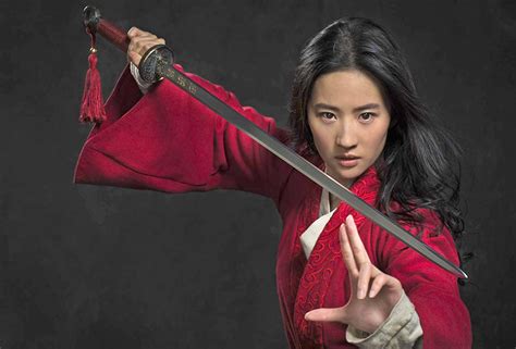 Critics Are Calling the New ‘Mulan’ Disney’s ‘Best Live-Action Remake ...