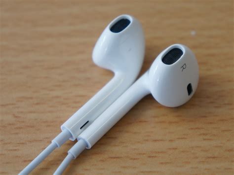 Apple EarPods review