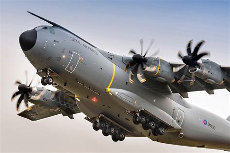 UK Royal Air Force receives seventh A400M Atlas aircraft - Airforce ...