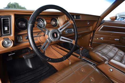 1972 OLDSMOBILE CUTLASS 442 - Interior - 199811 Barrett Jackson Auction ...