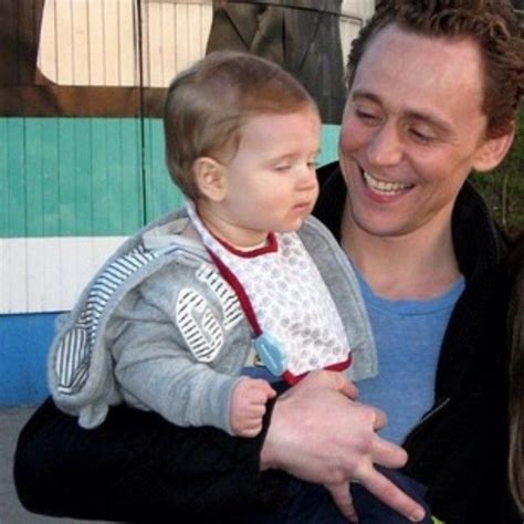 39 best Tom Hiddleston with children images on Pinterest | Tom ...