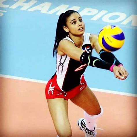 WAGs and Sport Beauties: Winifer Fernandez Gorgeous Volleyball Player ...