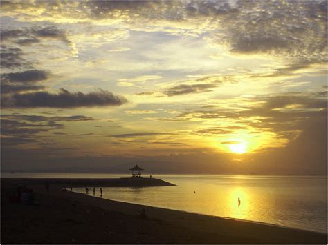 matahari-terbit-di-sanur : PasirPantai.com