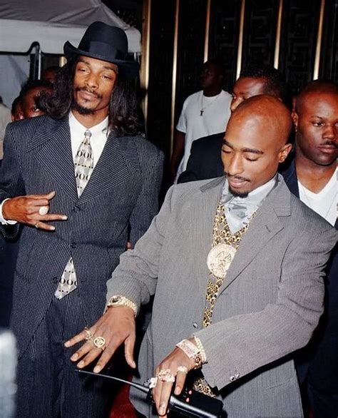 𝟴𝟬𝘀𝘀𝘁𝘆𝗹𝗲𝗯𝗮𝗯𝘆 on Instagram: “Snoop Dogg and Tupac Shakur attend the MTV ...