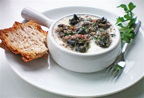 Baked escargot Chef Recipes, Keto Recipes, Escargot Recipe, Snails ...