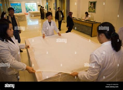 No. 1 Silk Factory, Suzhou, Jiangsu, China Stock Photo - Alamy