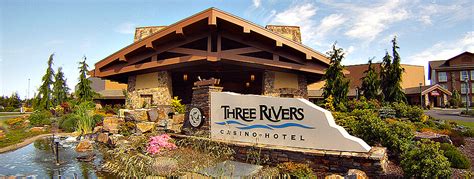 Affordable Oregon Coast Hotel, Three Rivers Casino Resort