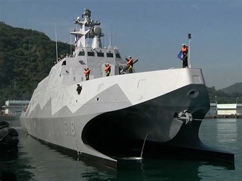 Taiwan Navy's Stealth Missile Warship - Business Insider