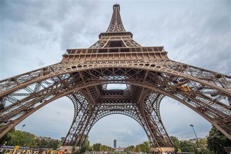 12 Facts You Didn't Know About the Eiffel Tower - Arch2O.com