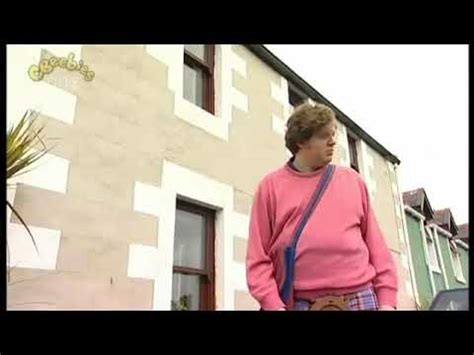 balamory pc plum song ending - YouTube