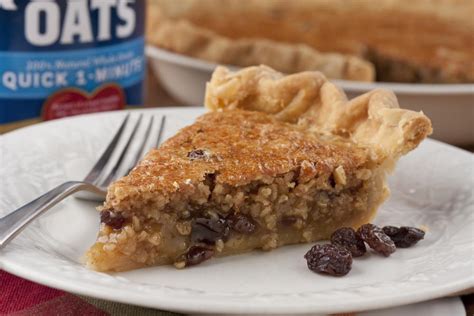 Oatmeal Cookie Pie | MrFood.com