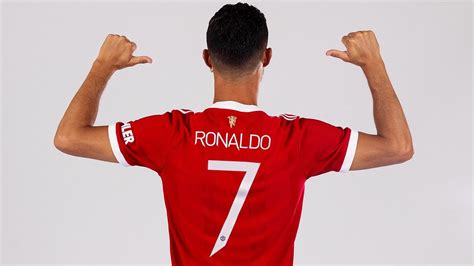 Cristiano Ronaldo Gets Number 7 at Manchester United