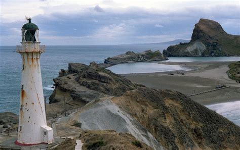 Castle Point Lighthouse | Castle Point lighthouse, with Cast… | Flickr