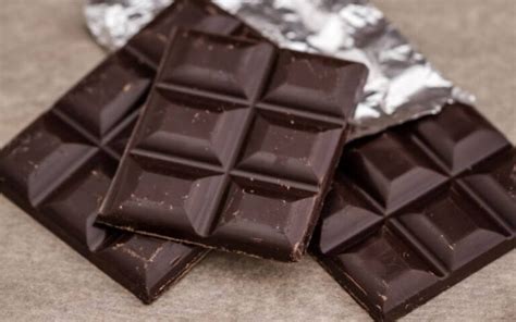 Is Dark Chocolate Vegan? - These Brands Are! (UK)