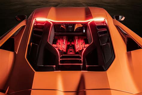 Lamborghini Revuelto: Aventador heir is a 1000-hp V-12 plug-in ...