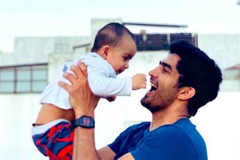 Vijender Singh Pens Heartwarming Note for Son Amrik's First Birthday ...