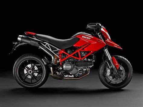 2012 Ducati Hypermotard 796 Review